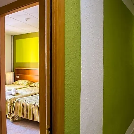 Hotel Tent