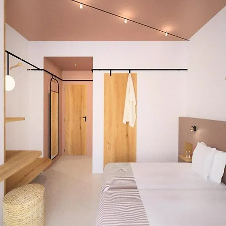 Tent 酒店 滨海略雷特